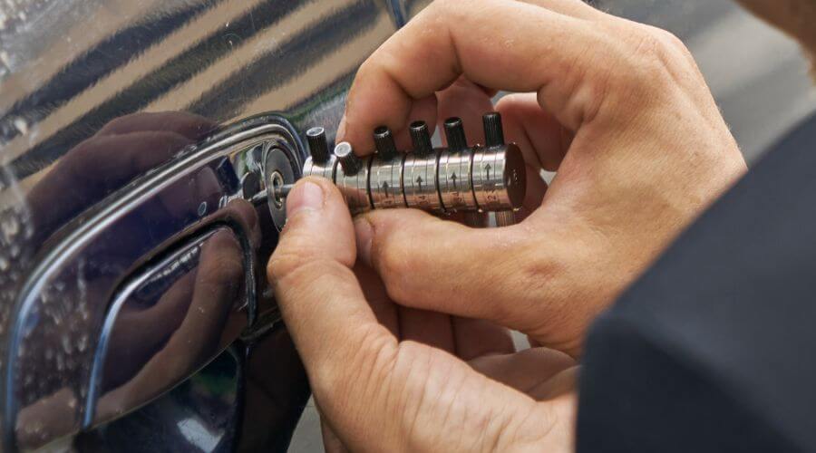 Expert Emergency Roof Repairs services in Nicoma Park, OK